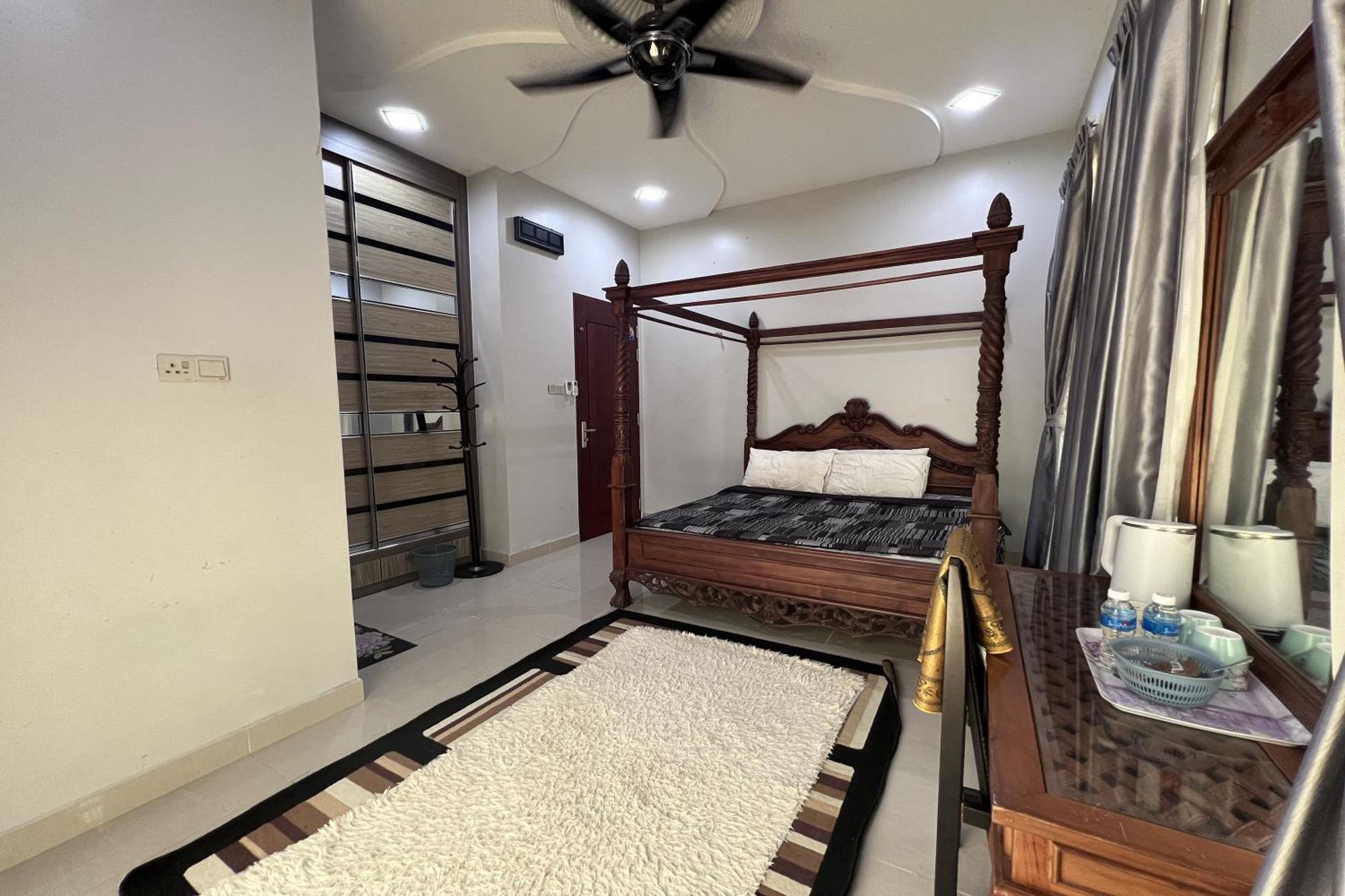 Nurbayu Chalet, Kemaman Kuantan Exterior photo