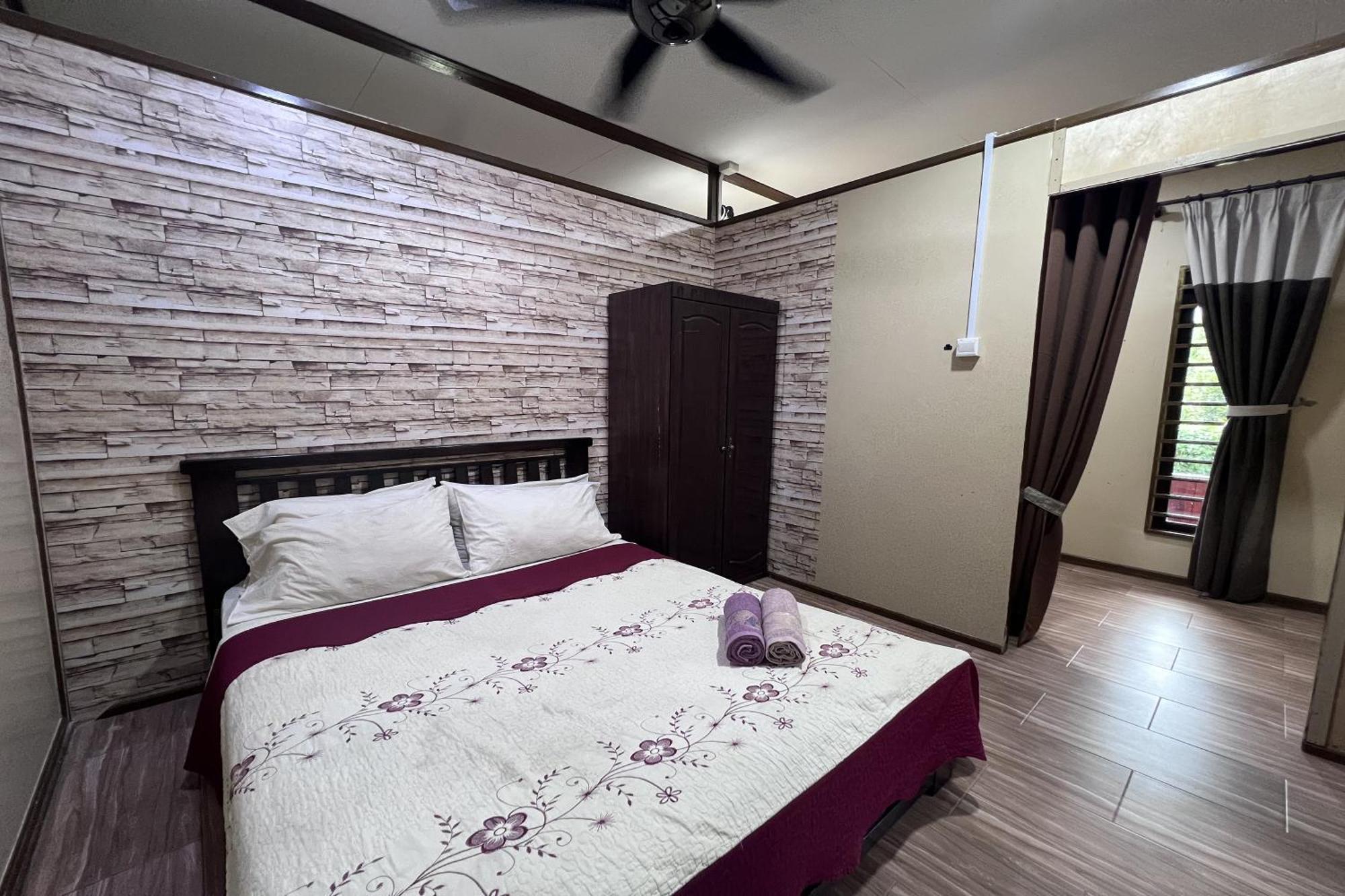 Nurbayu Chalet, Kemaman Kuantan Exterior photo
