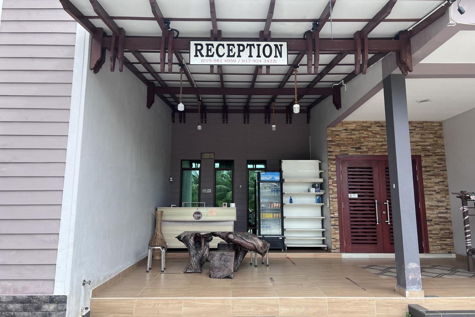 Nurbayu Chalet, Kemaman Kuantan Exterior photo